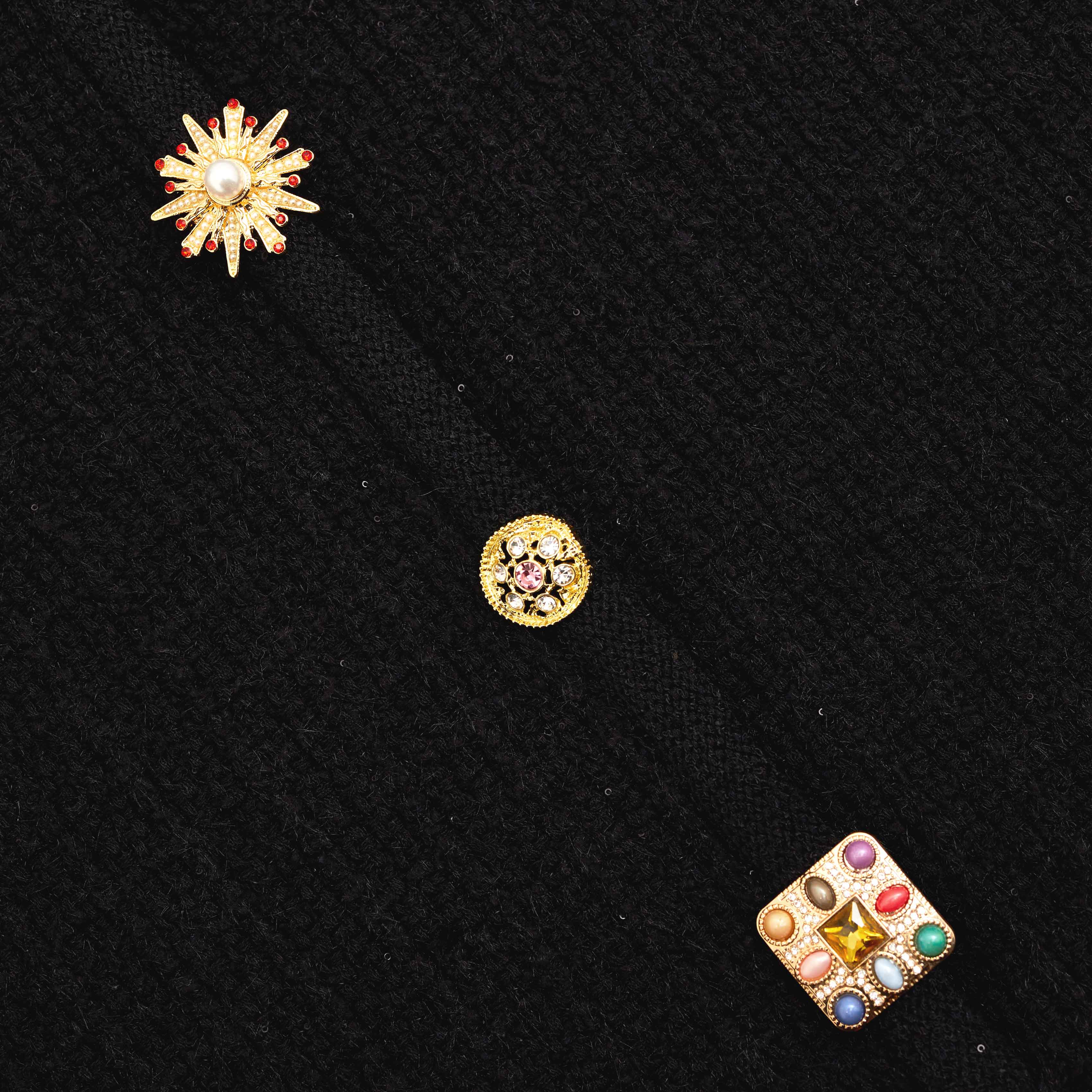 Black Jewel Button Knit Mini Skirt