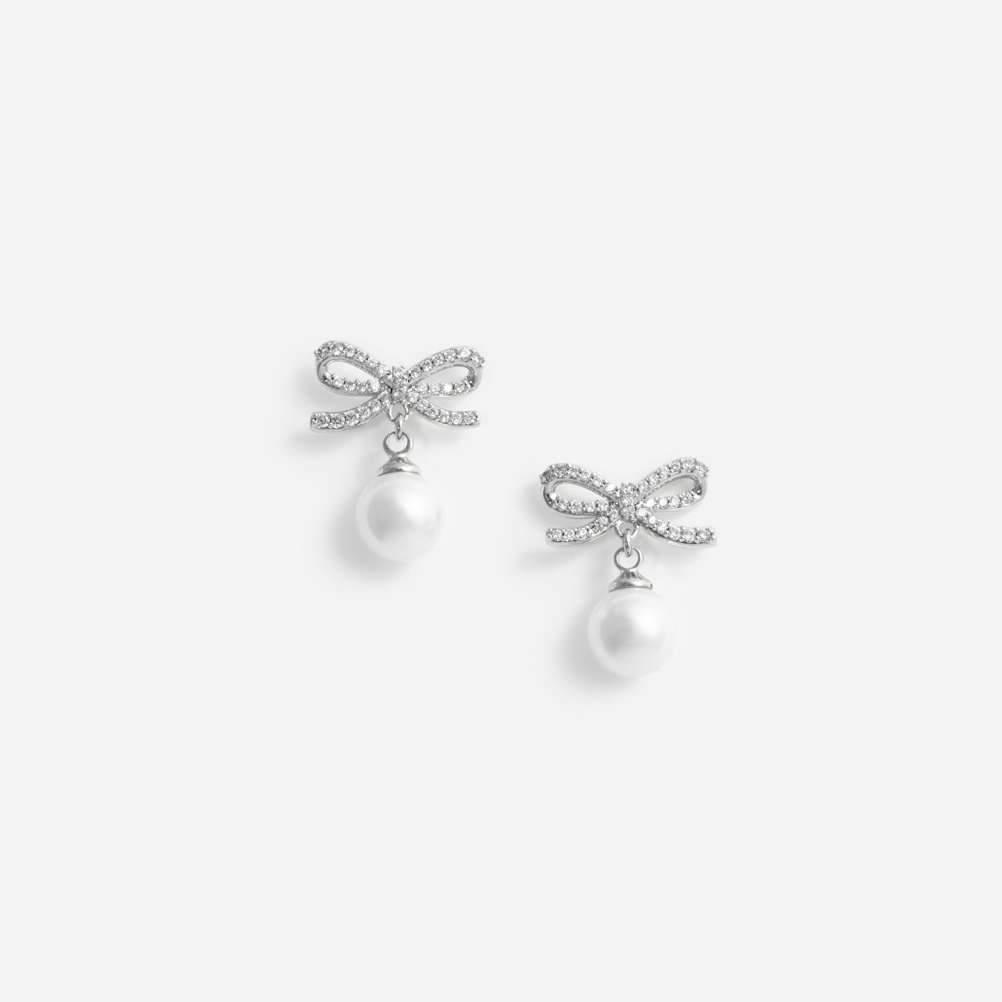 Bow Pearl Earrings
