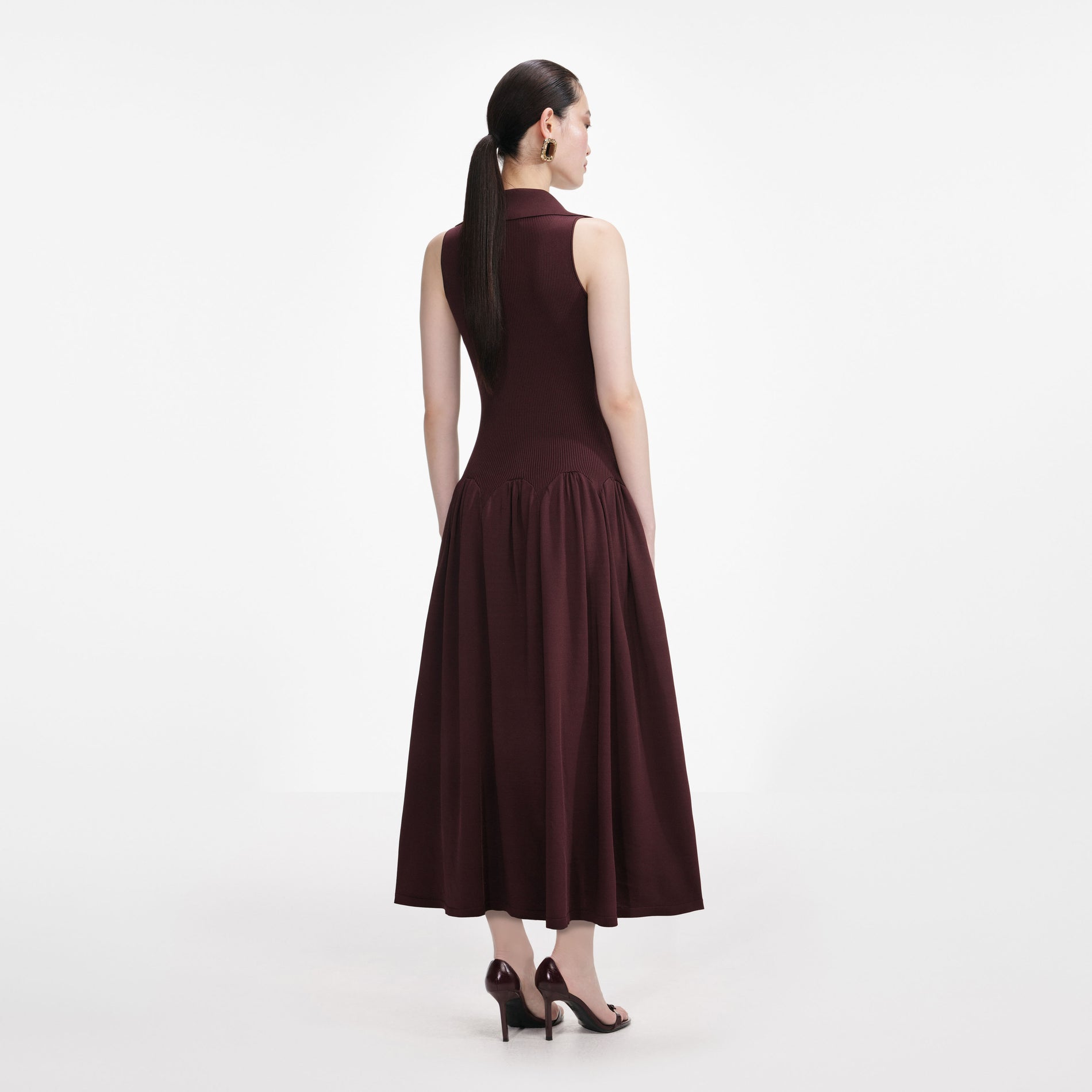 Brown Ribbed Knit Midi Dress
