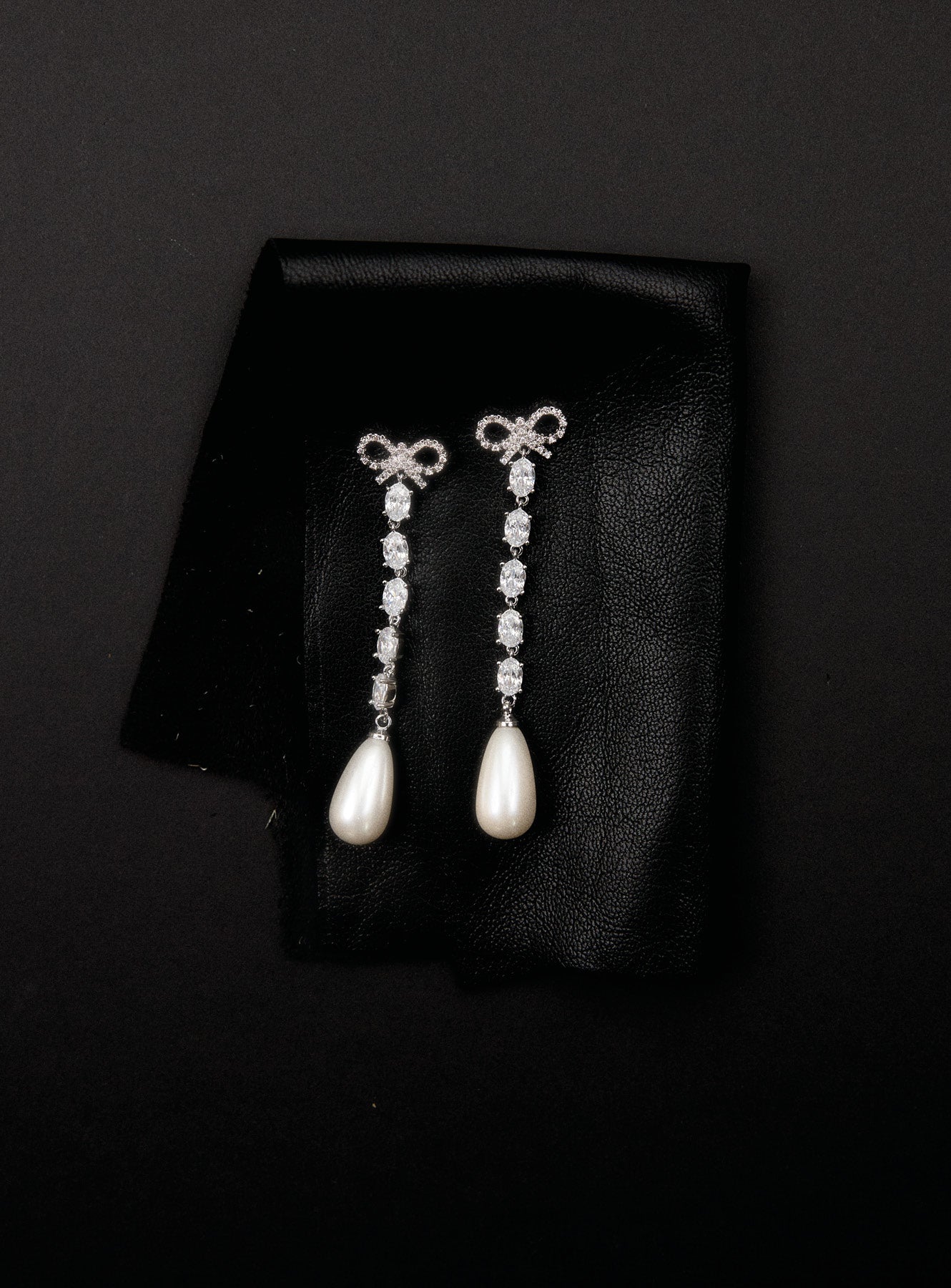 Bow Pearl Droplet Earrings