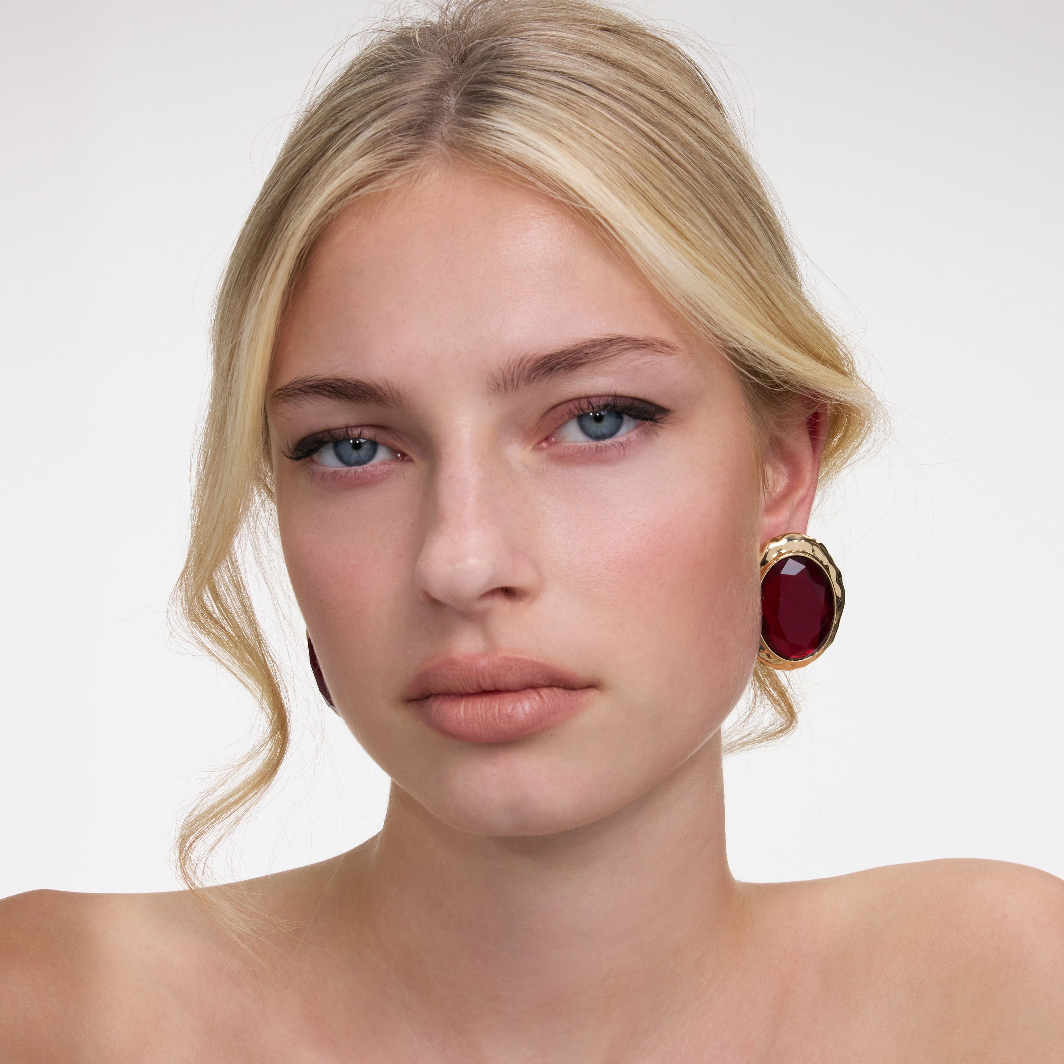 Hammered Gold Red Earrings